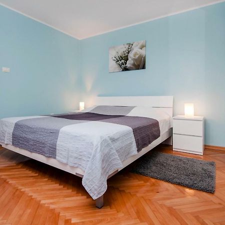 Apartment Anastasia 로비니 외부 사진