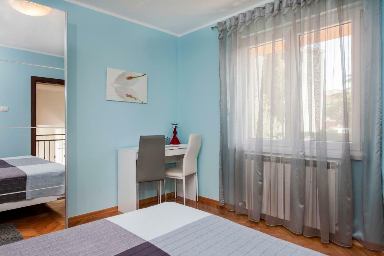 Apartment Anastasia 로비니 외부 사진