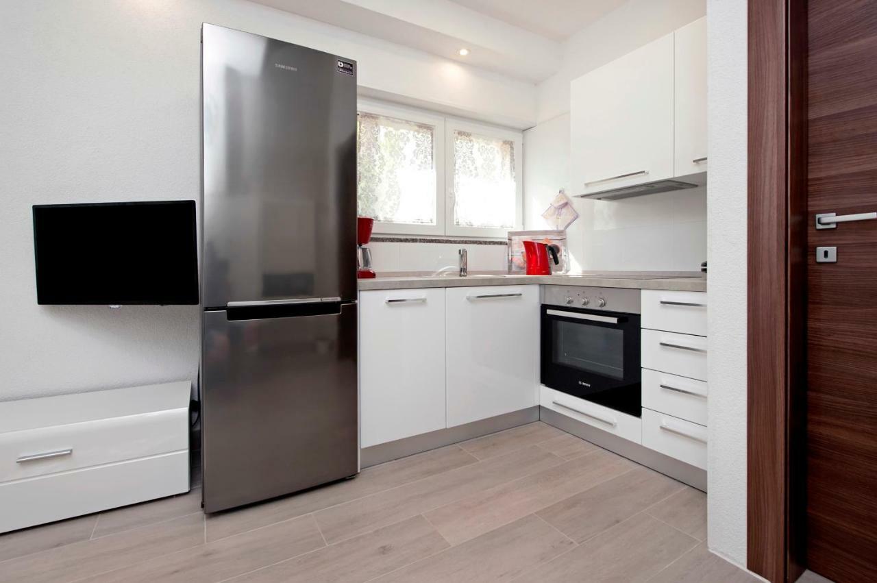 Apartment Anastasia 로비니 외부 사진