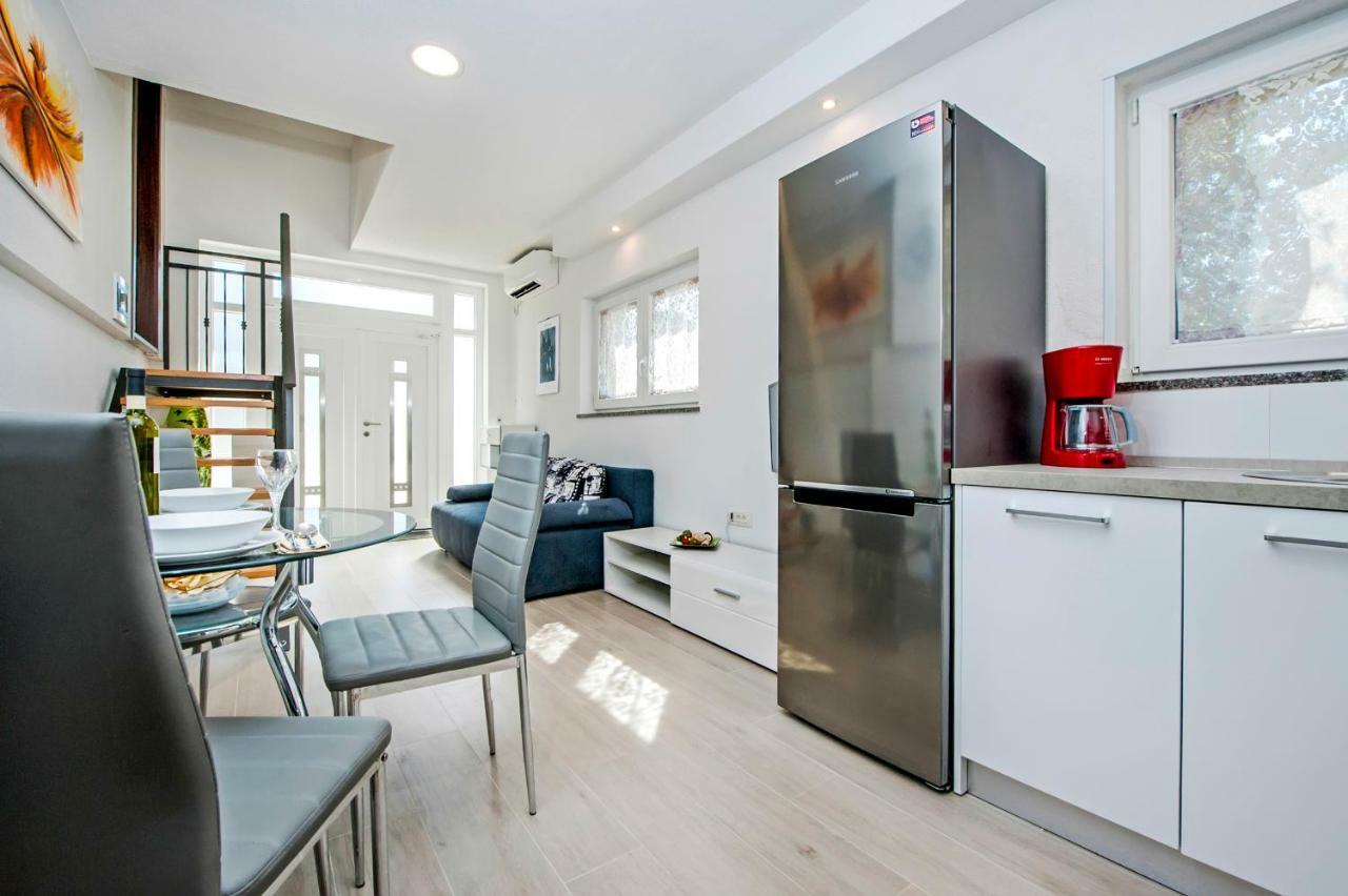 Apartment Anastasia 로비니 외부 사진
