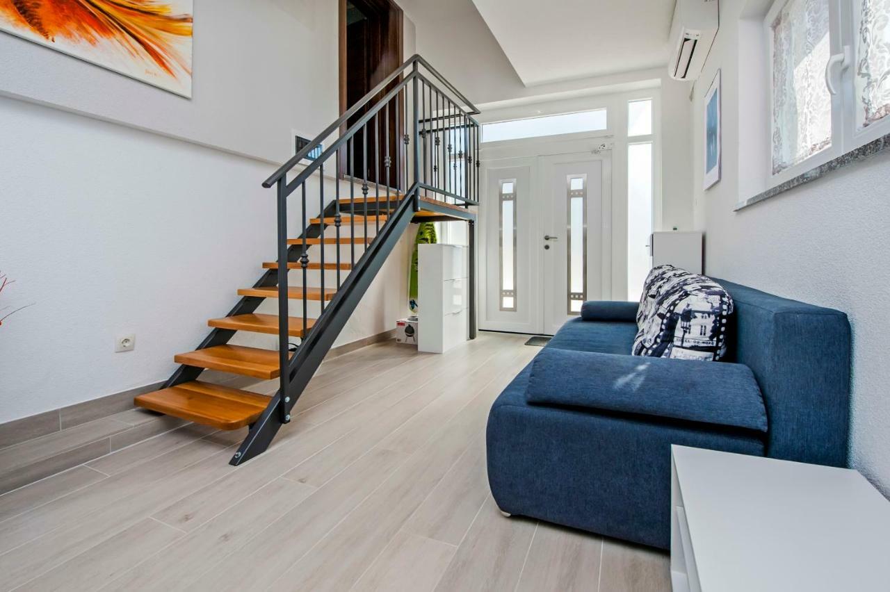 Apartment Anastasia 로비니 외부 사진